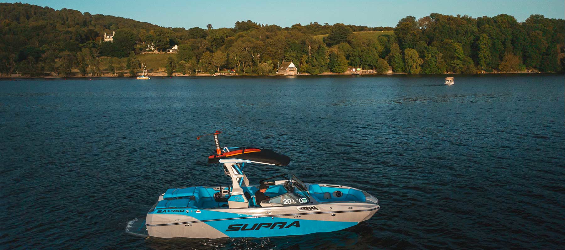 wakesurf-charter